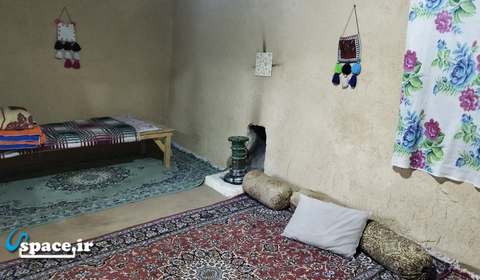 نمای داخلی سوئیت شماره دو اقامتگاه بوم گردی بابا خان 2 - سپیدان - روستای کهکران