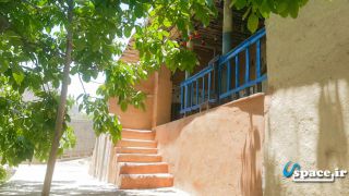 نمای بیرونی اقامتگاه بابا خان 2 - سپیدان - روستای کهکران